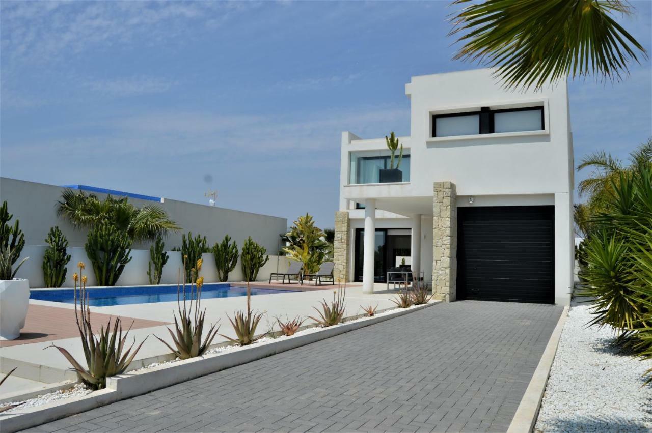 Villa With Private Pool Llobregales Buitenkant foto
